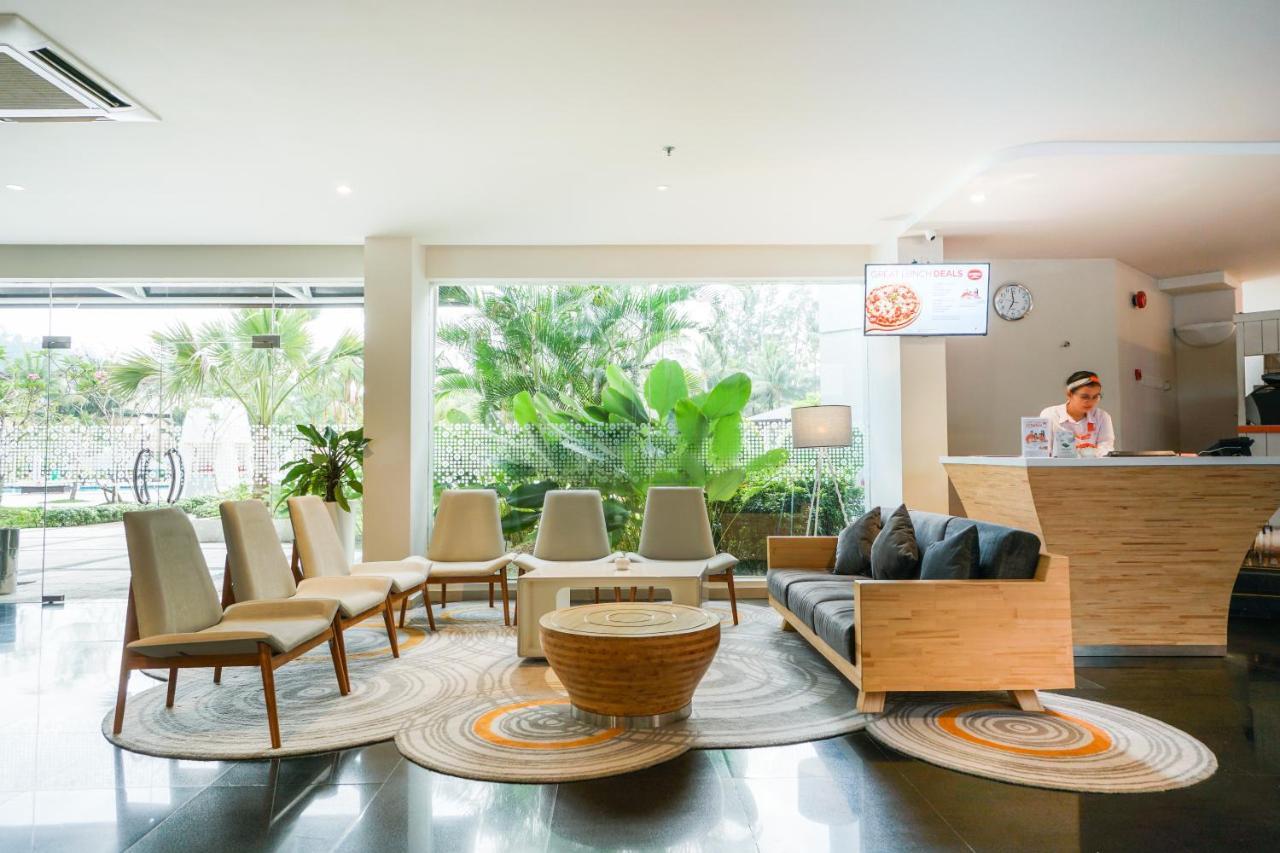 Harris Resort Batam Waterfront Sekupang Εξωτερικό φωτογραφία