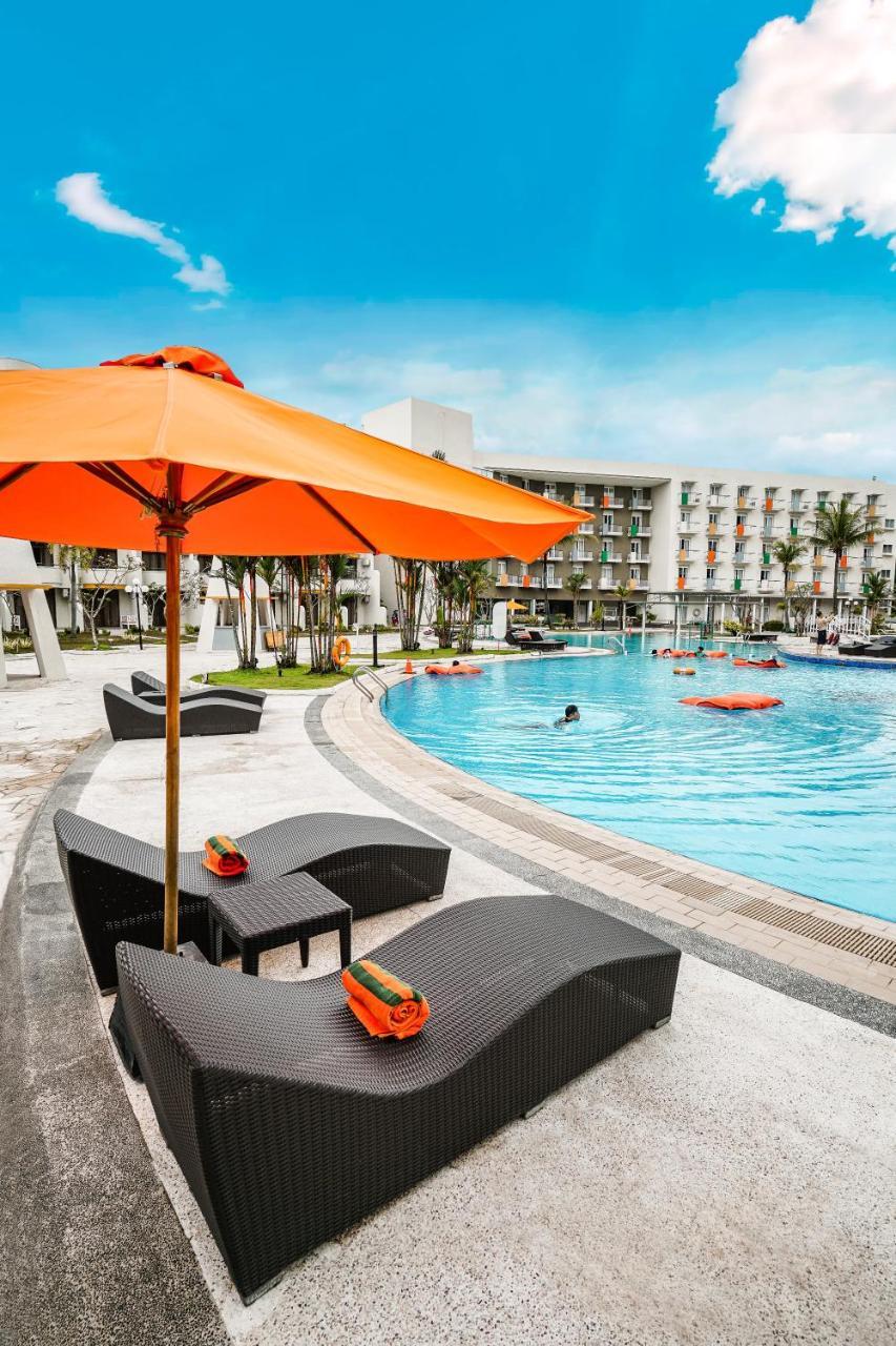 Harris Resort Batam Waterfront Sekupang Εξωτερικό φωτογραφία